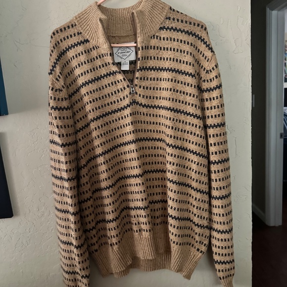 Sweater - Picture 2 of 2